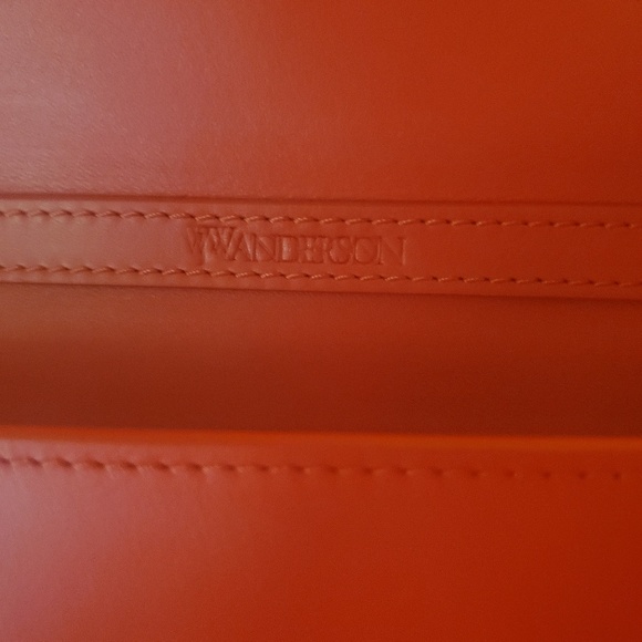 JW Anderson Anchor Purse - Picture 2 of 3